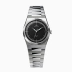 Belvans Daylee watch with black dial