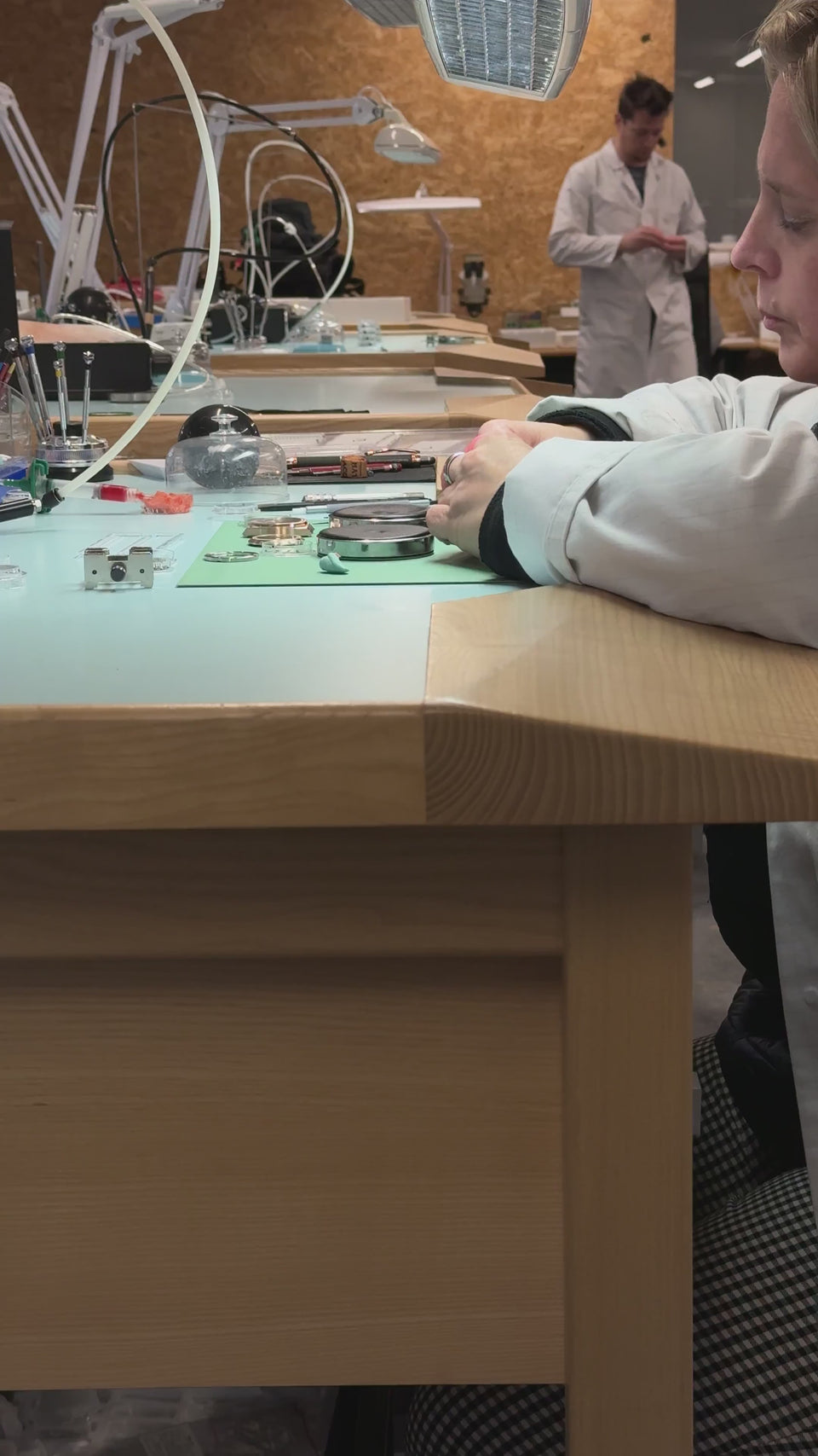 Assemblage, au plus près du geste